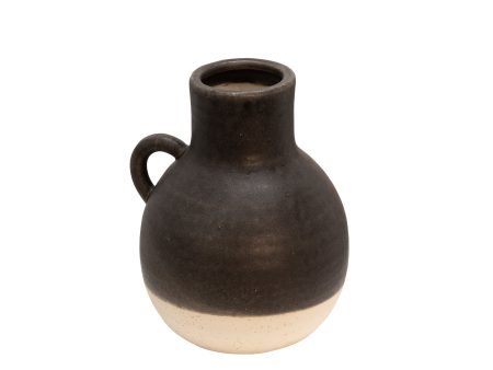 9  2-Tone Jug, Black Hot on Sale